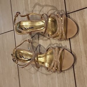 Womens size 8 Blush colored heels